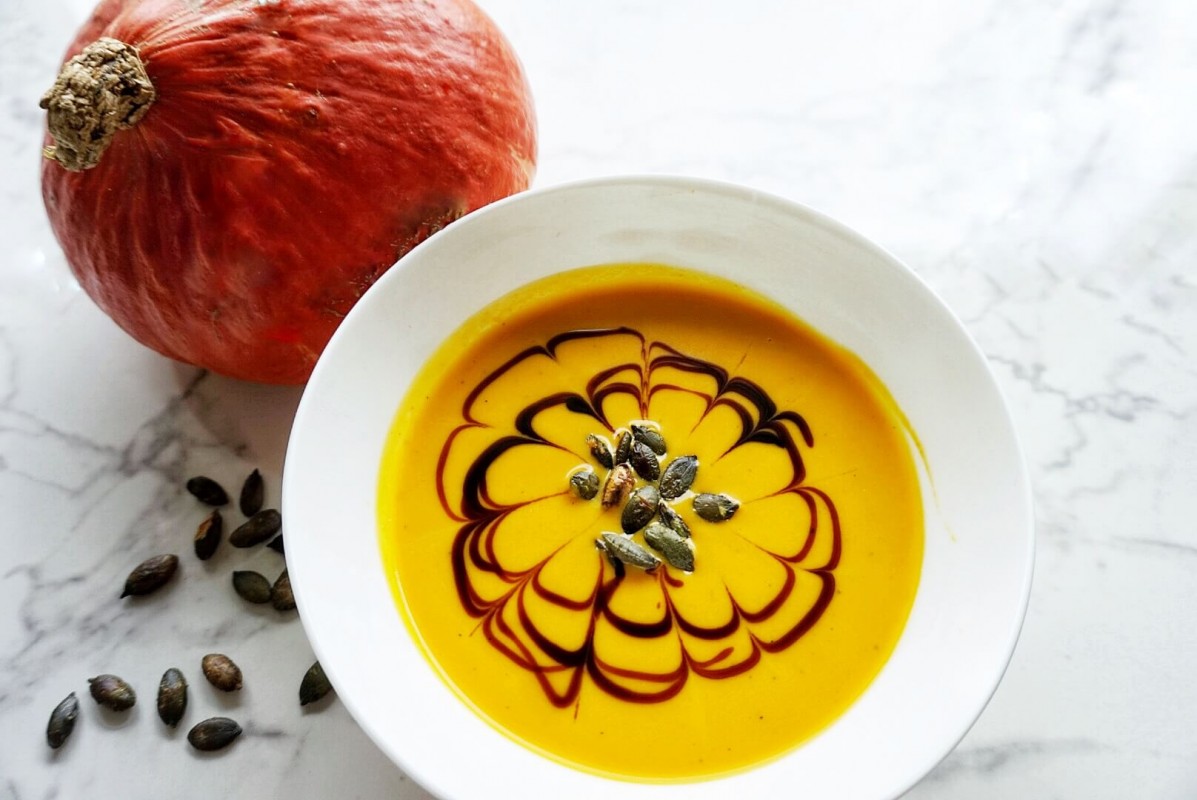 Bild: 2017-10/kuerbis-kokos-suppe.jpg