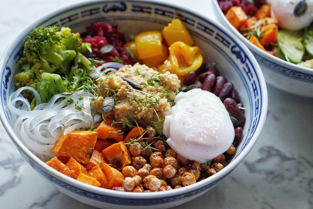 Bild: 2017-12/buddha-bowl-reisnudeln.jpg