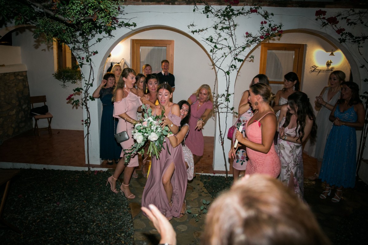 Bild: 2018-12/1545122998_bridal-bouquet.jpg